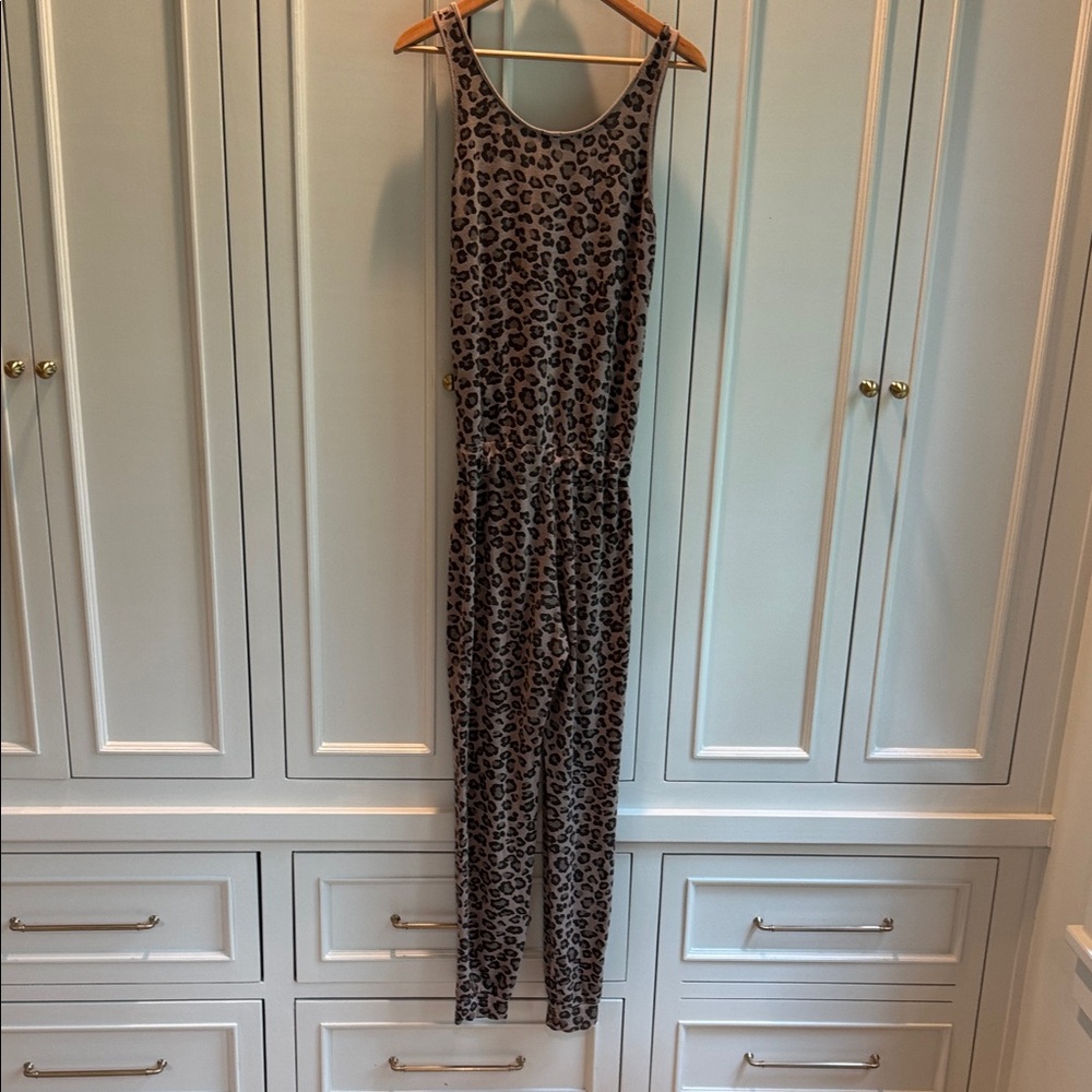 Monrow Cheetah Jumpsuit Size Small